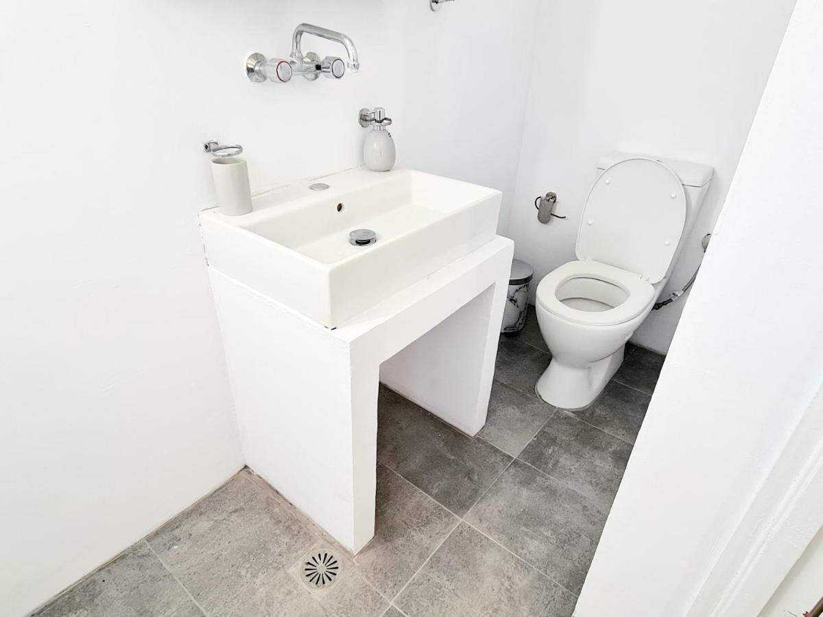 Piccolo Modern Old Town Apartment